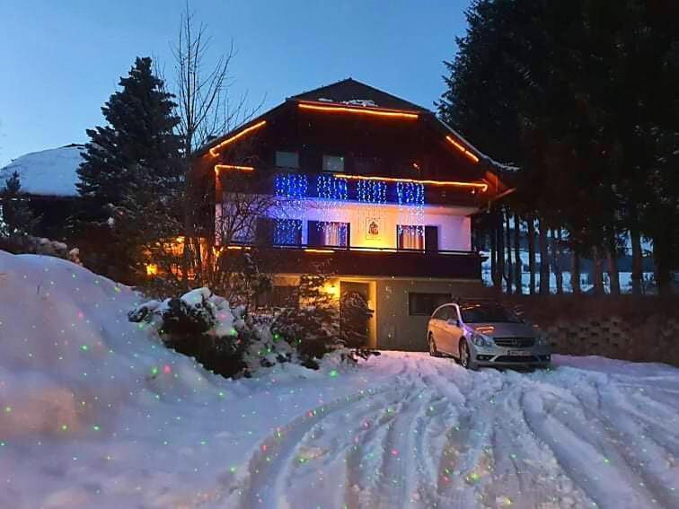 Pension zur Heiligen Krone Mauterndorf  Exterior foto